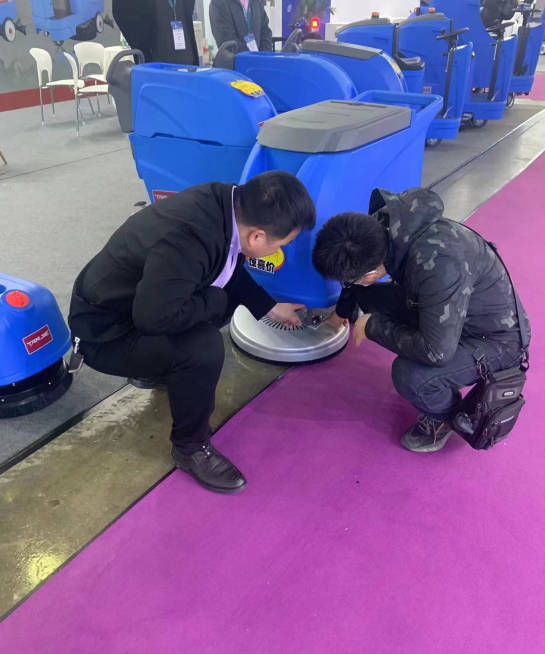 武威小型电动洗地机是否适合用于环卫保洁