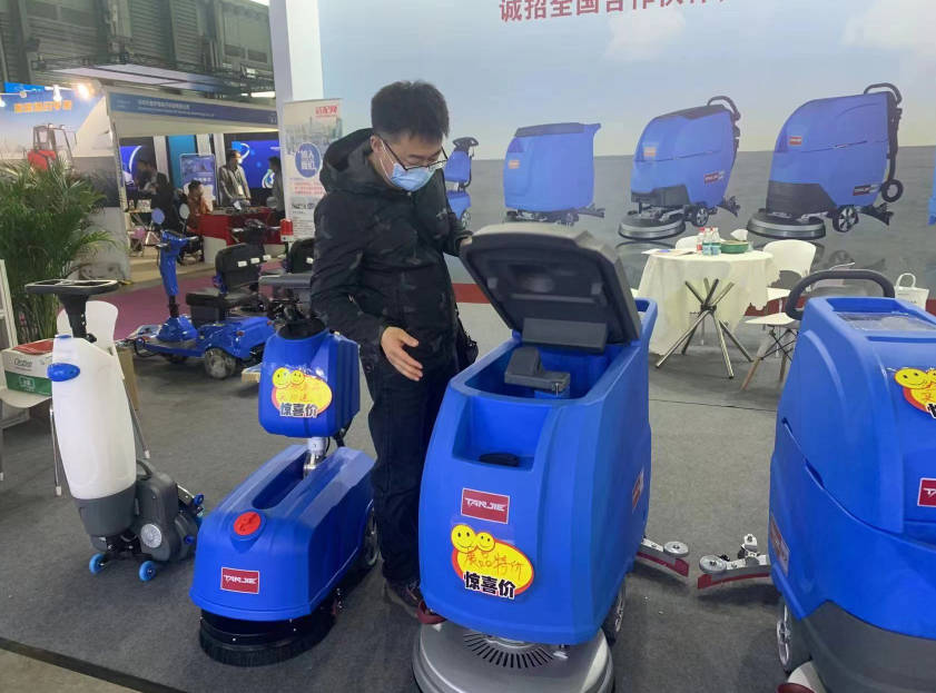武威坦洁洗地机公司致力于电动洗地机的生产、销售和服务百家